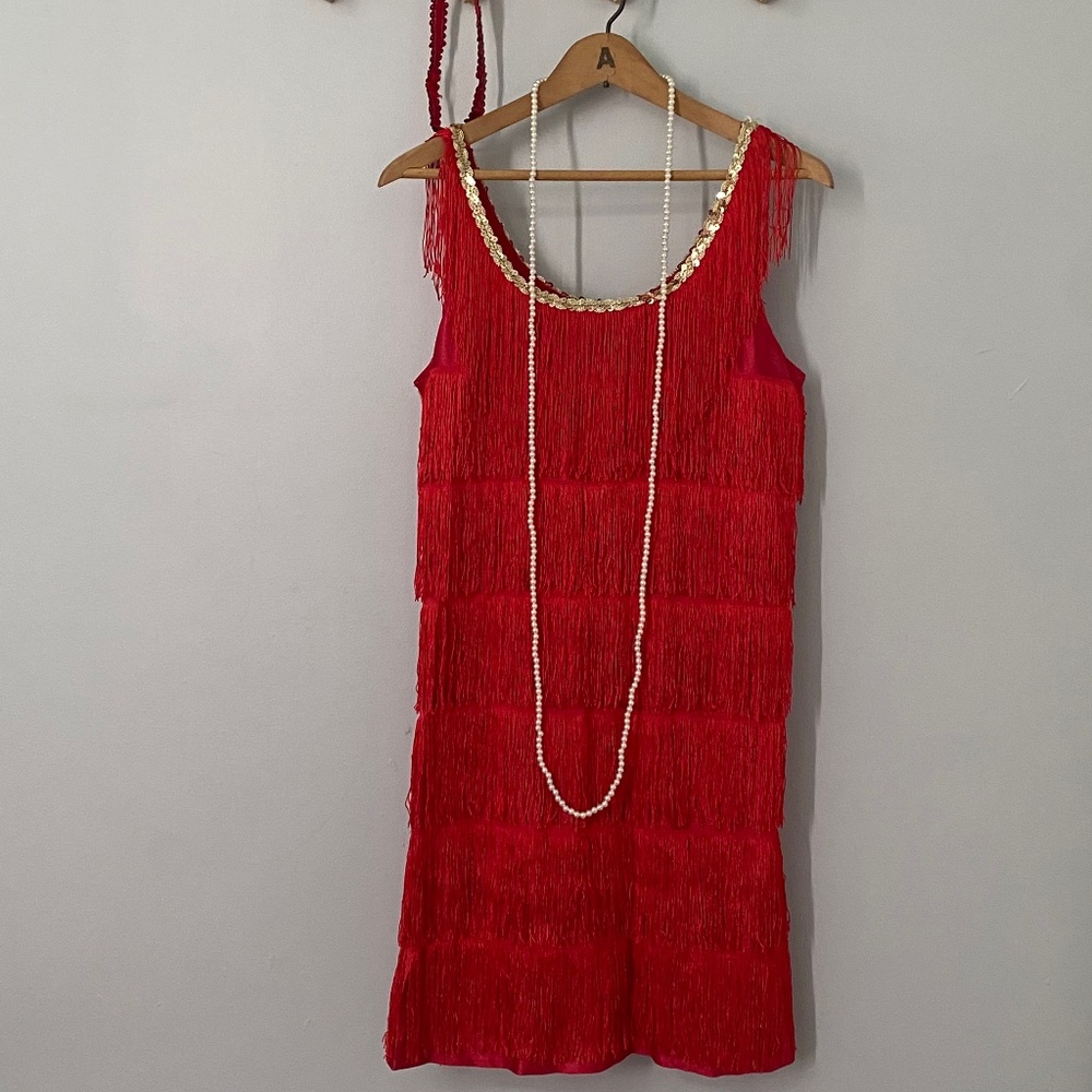 Forum Red flapper girl Costume, Halloween roaring 20’s, fringe
